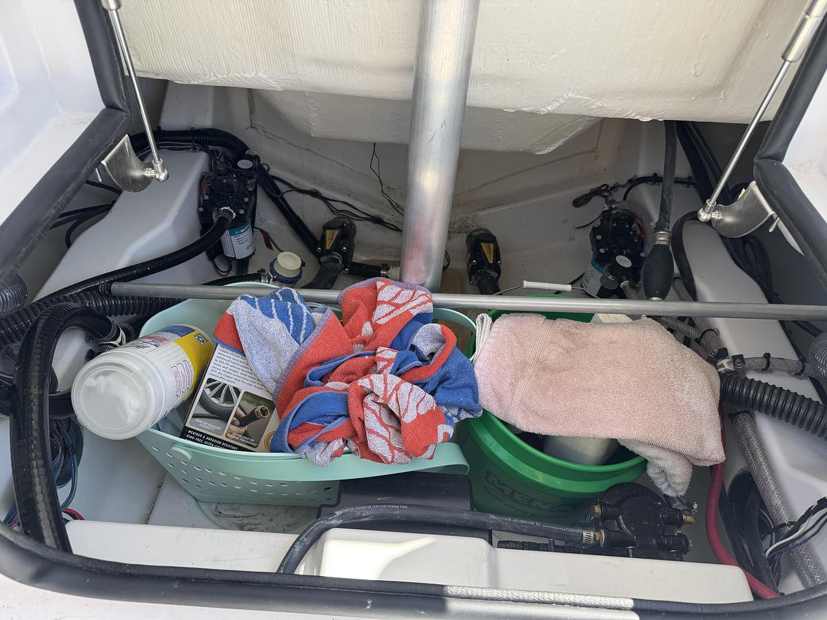 Used 2024 Sportsman 231 Heritage 231 Center Console