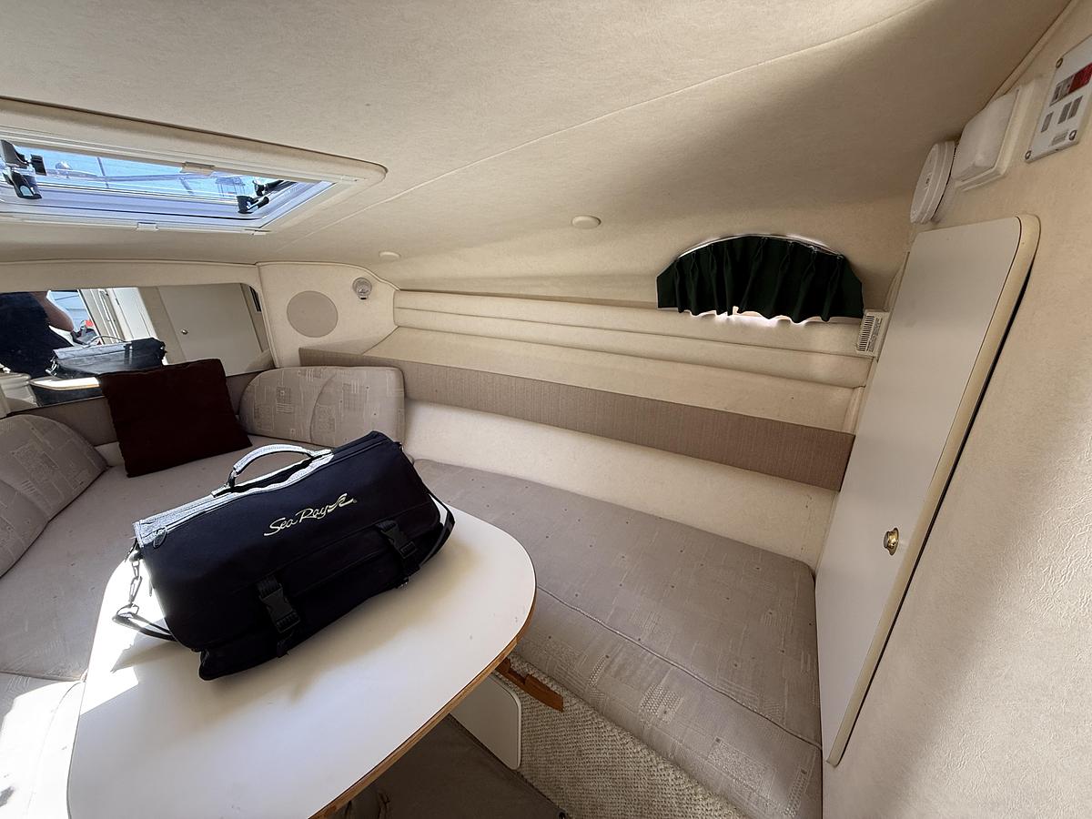 Used Sea Ray 260 Sundancer