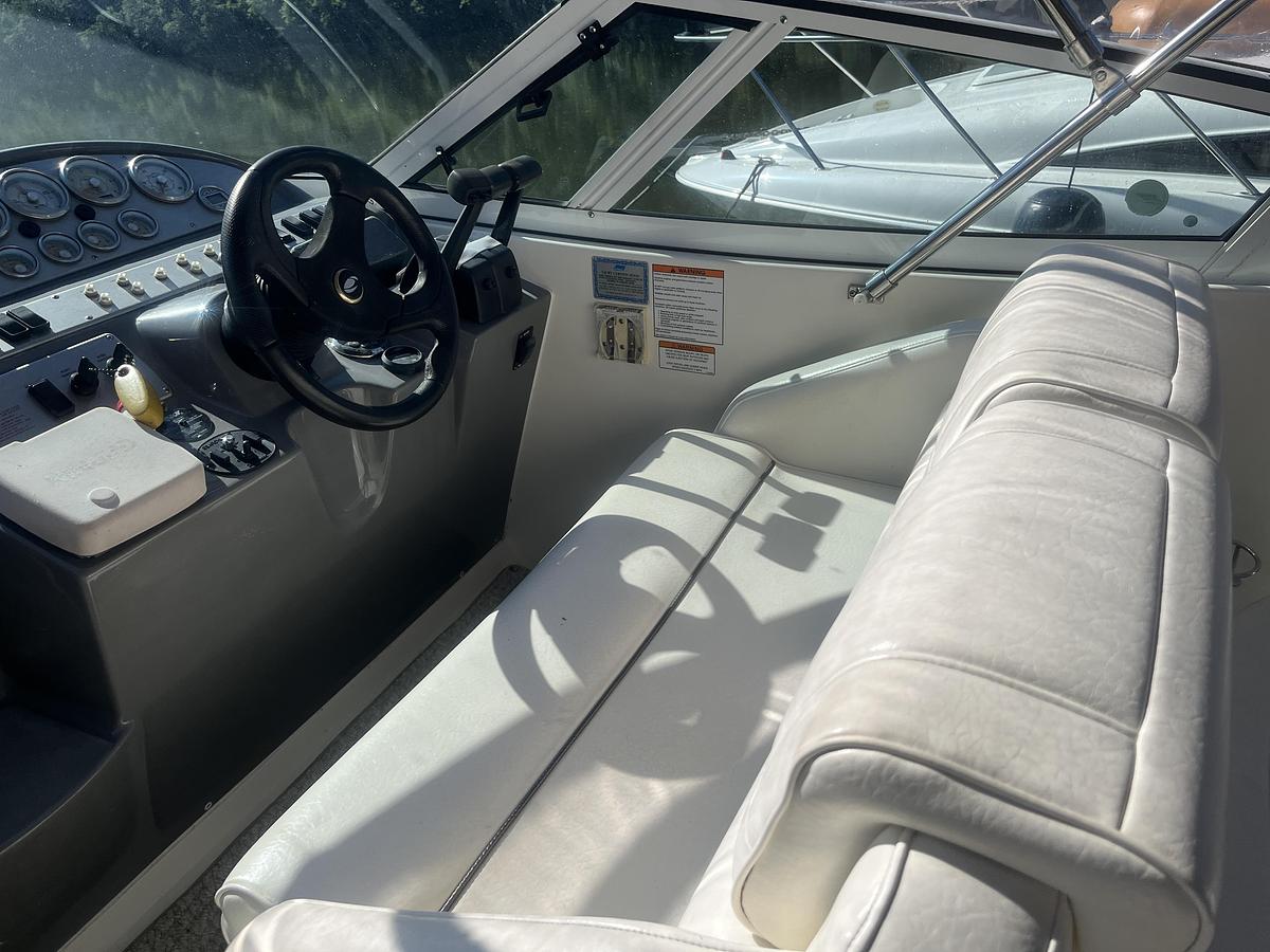 Used 2007 Cruisers Yachts 280 CXI