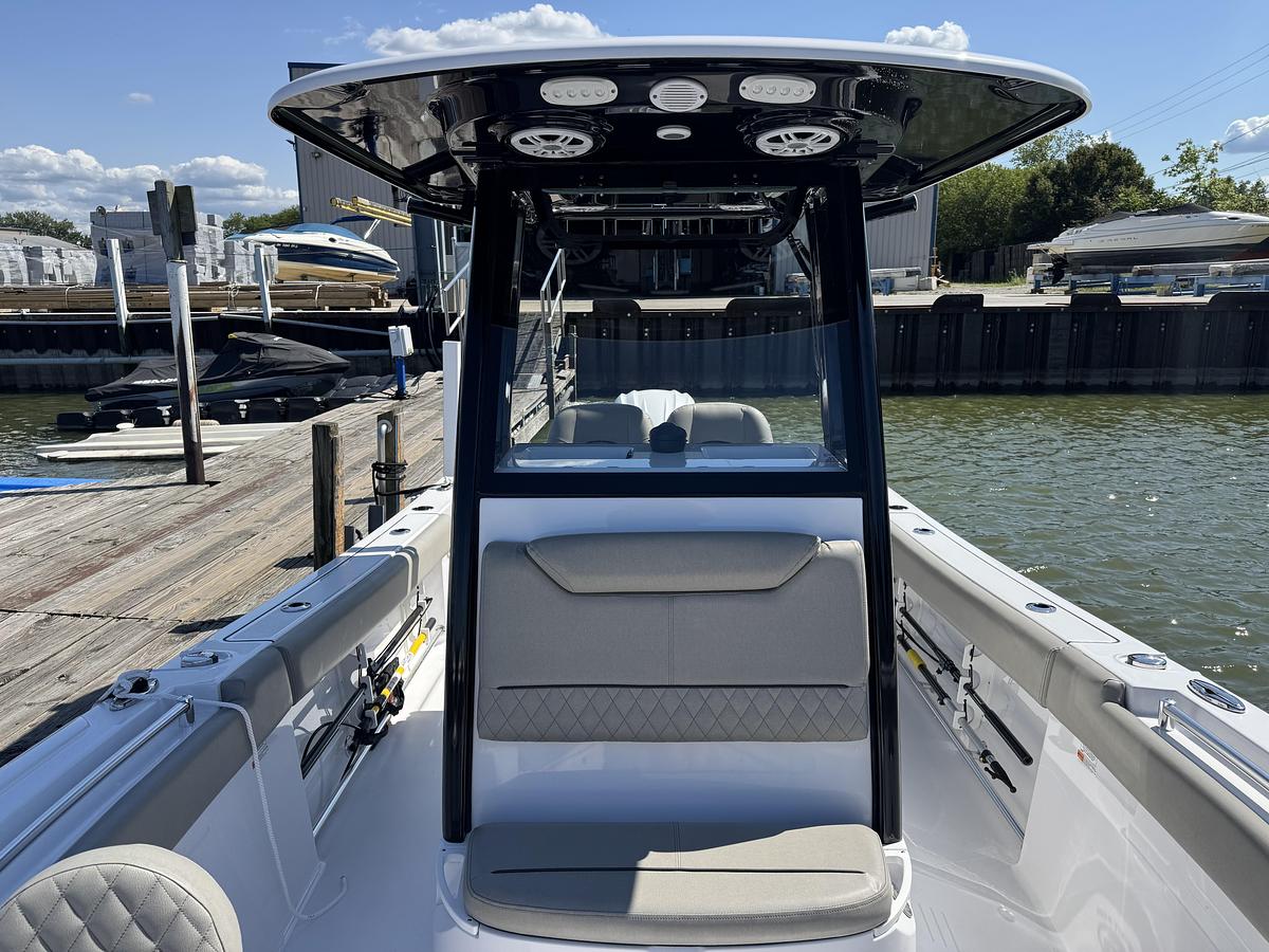 Used 2024 Sportsman 231 Heritage 231 Center Console