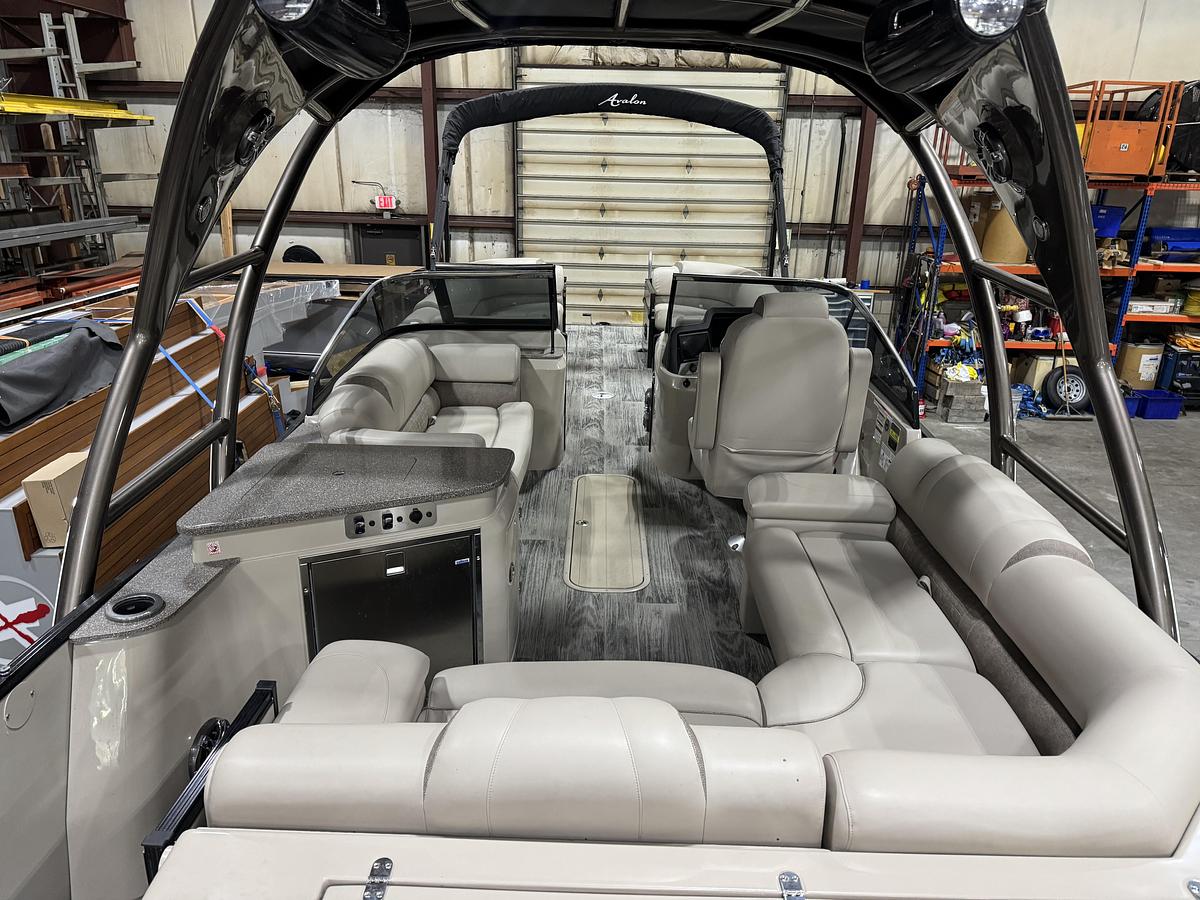 Used 2022 Avalon 2785 Catalina Platinum Cruiser