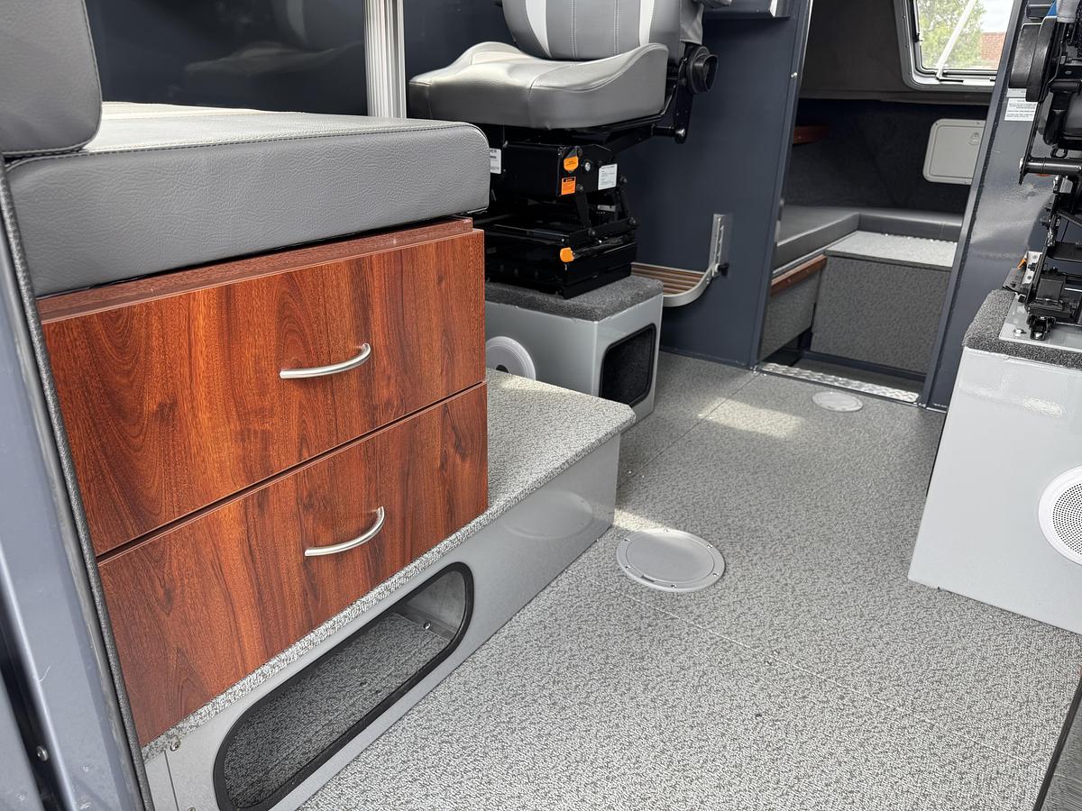 Used 2025 Hewescraft 240 Pacific Cruiser Hardtop