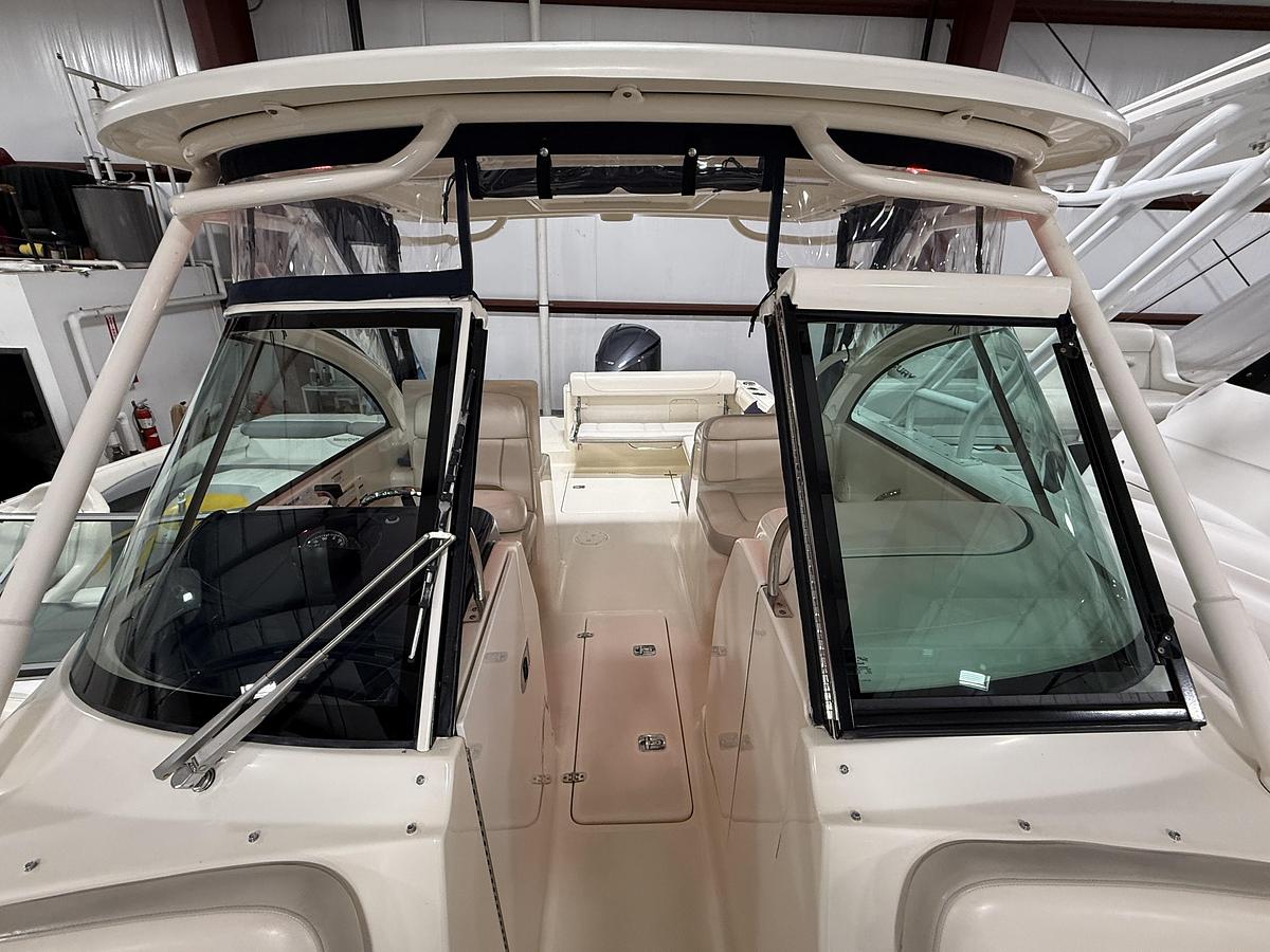 Used 2014 Pursuit 265 DC