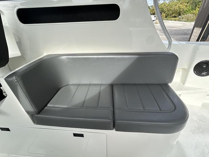 Used 2025 Extreme Boats  915 Walk Around