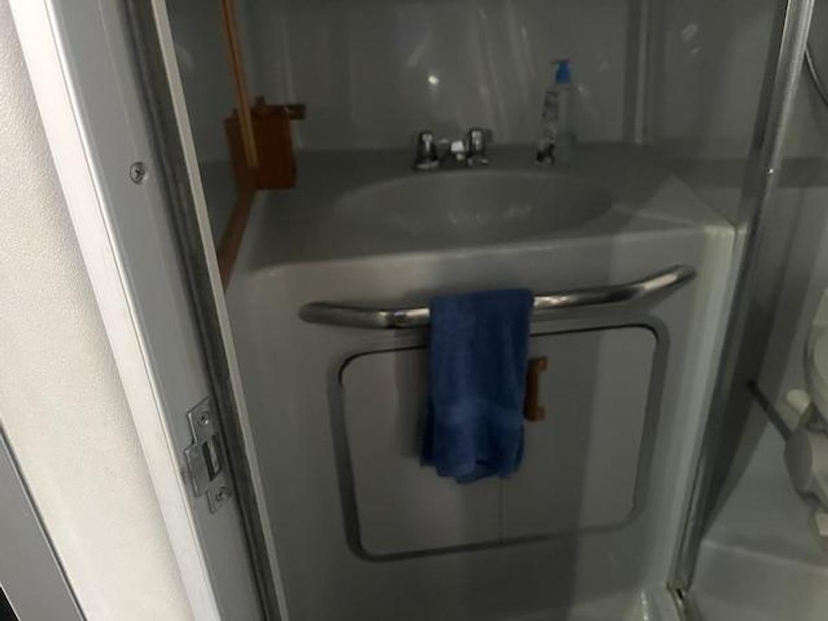 Used 1991 Sea Ray 370 Sedan Bridge