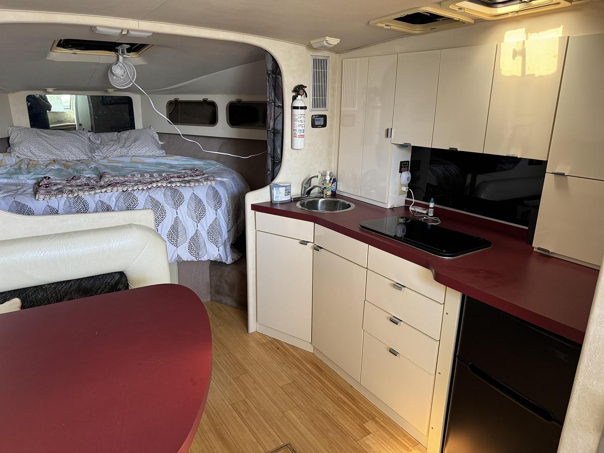 Used 1990 Silverton 34 Express