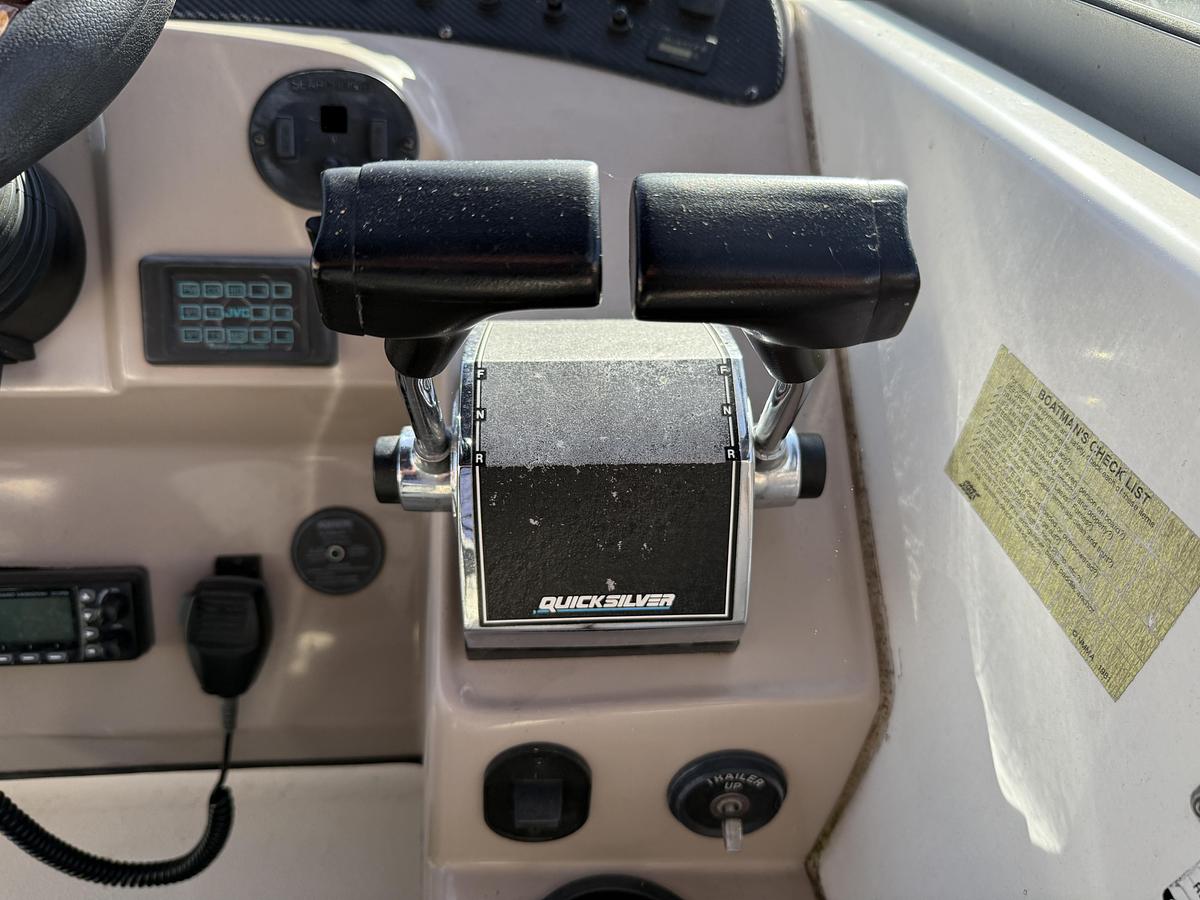 Used 1999 Chaparral 300 Signature