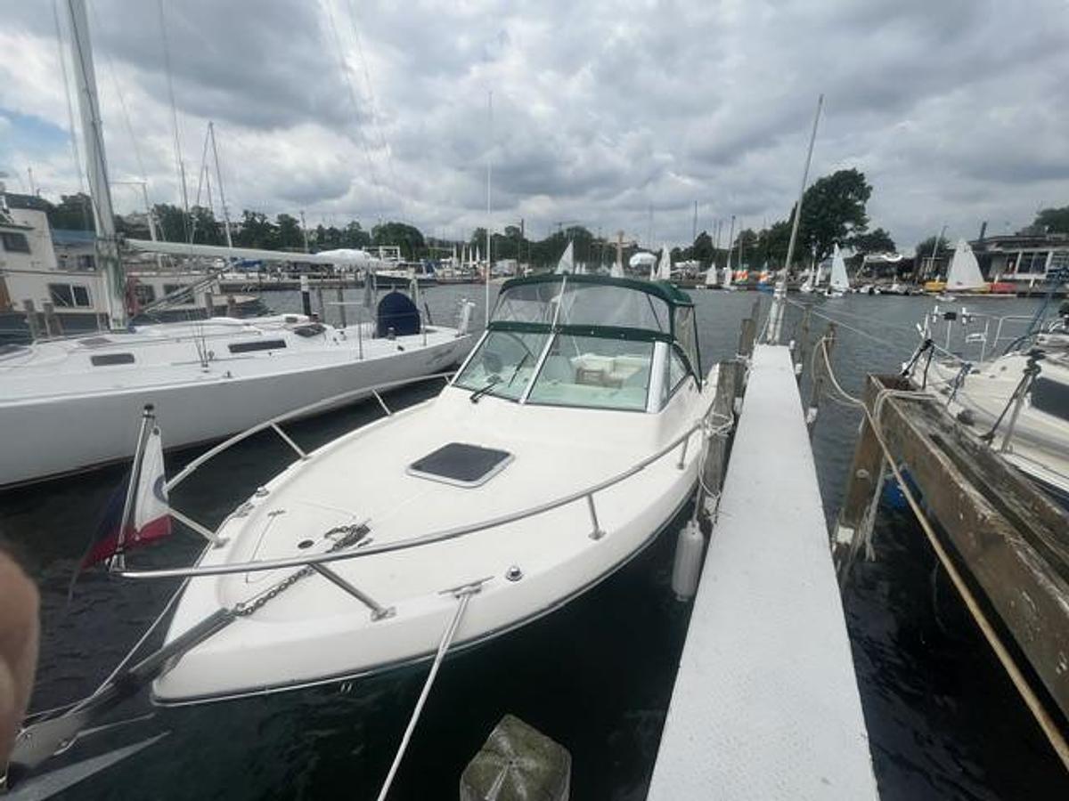 Used 1999 Pursuit 2460 Denali