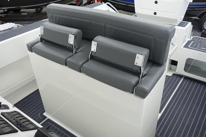 2024 Extreme Boats 745 Center Console 24ft