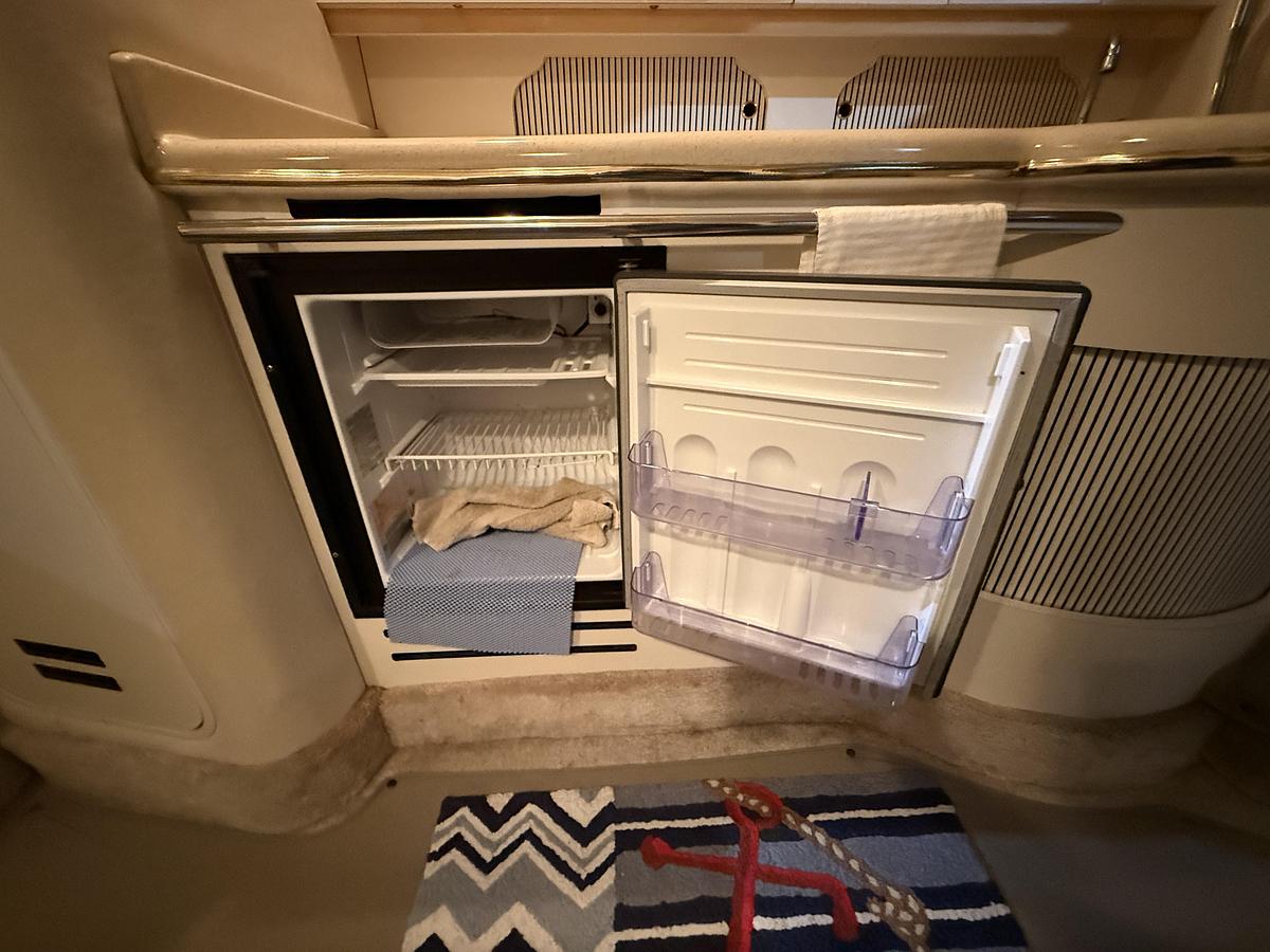 Used 2000 Sea Ray 310 Sundancer