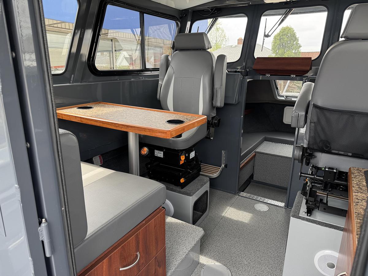 Used 2025 Hewescraft 240 Pacific Cruiser Hardtop