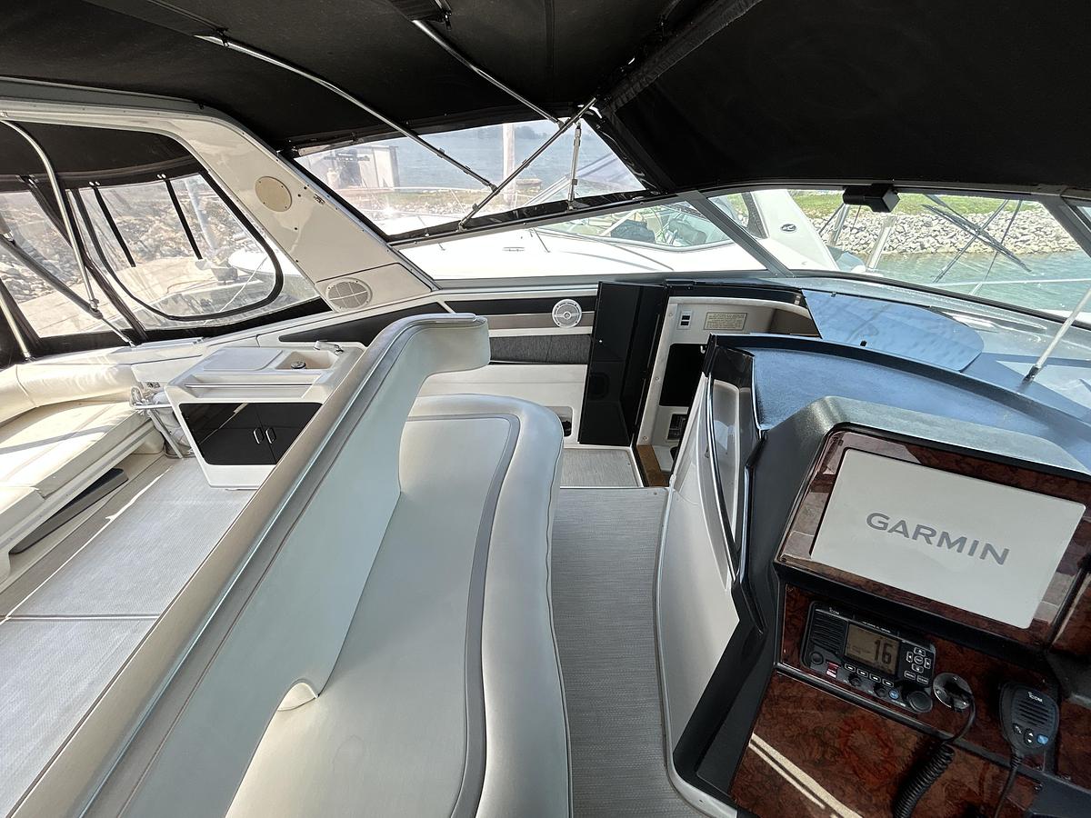Used 1993 Sea Ray 440 Sundancer