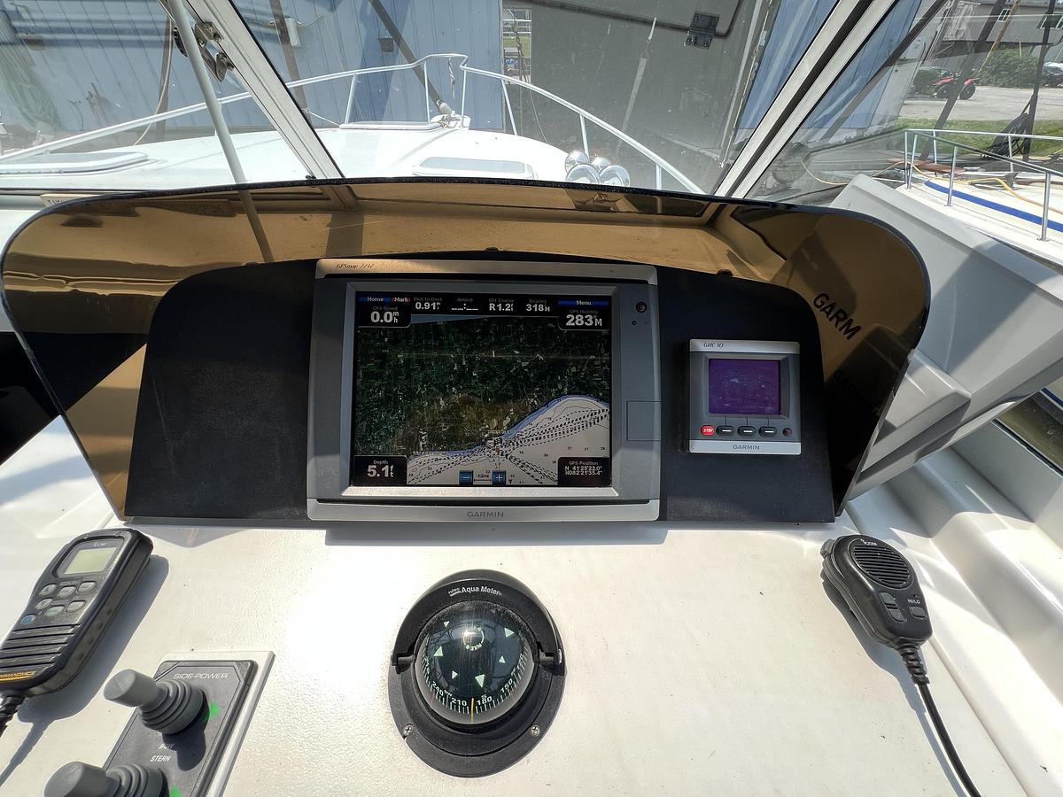 Used 2001 Mainship 34 Pilot