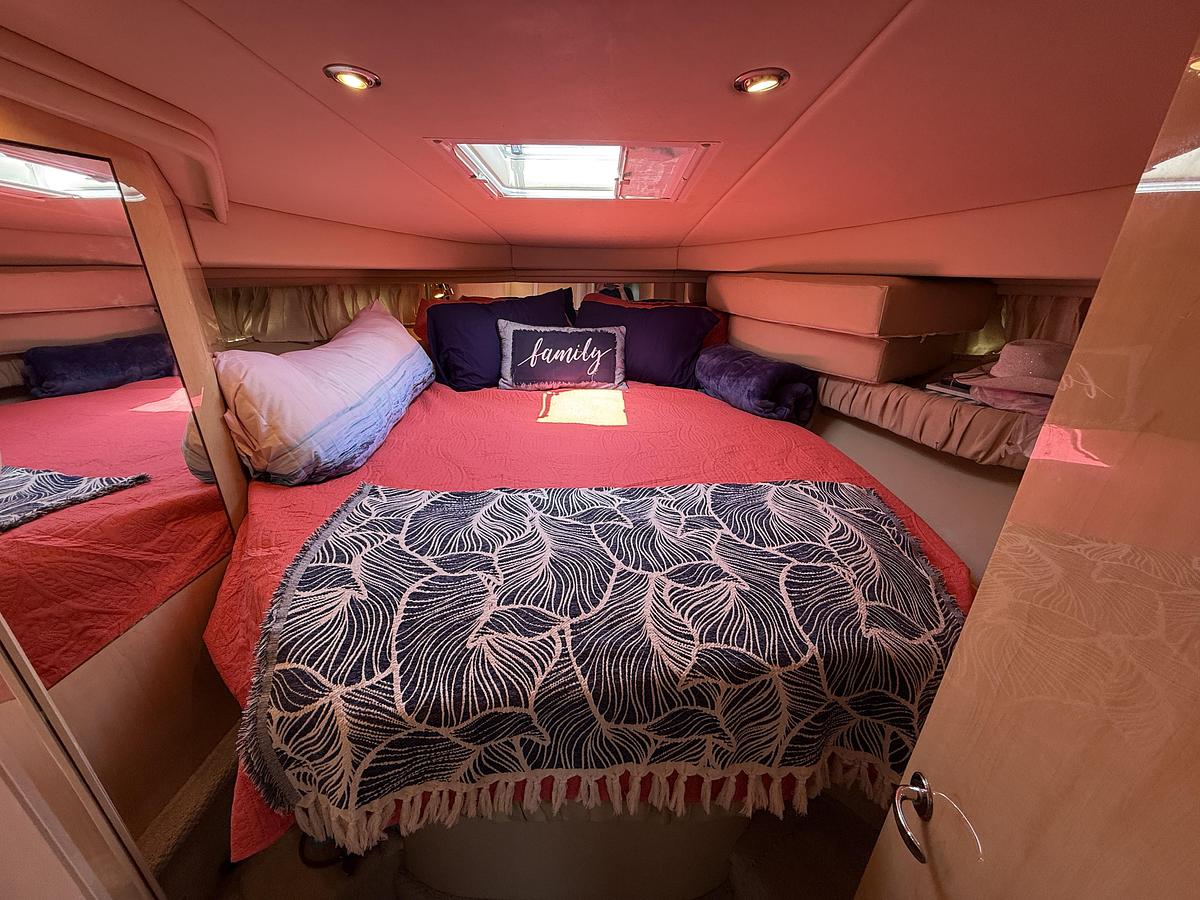 Used 2000 Sea Ray 410 Sundancer