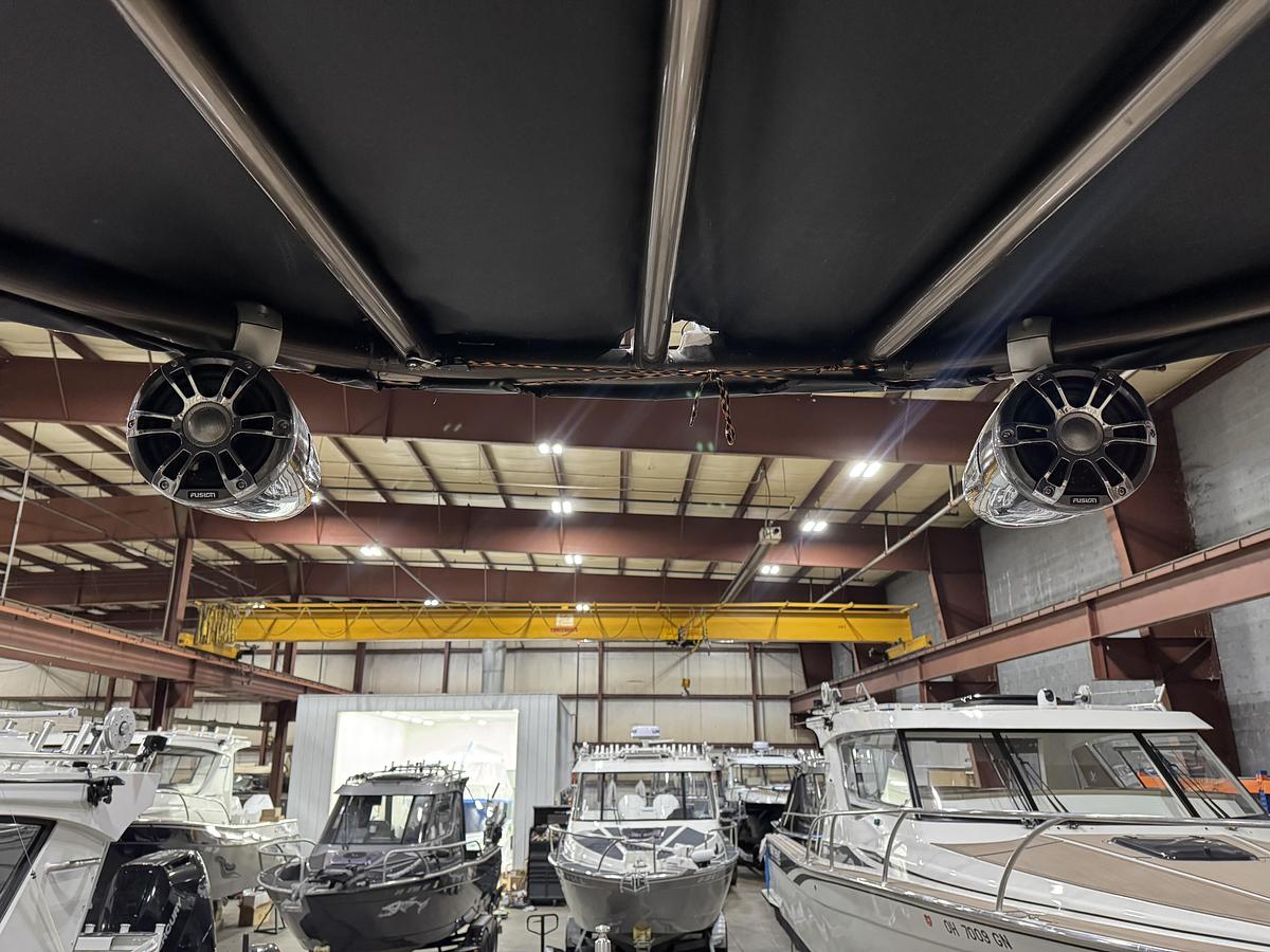 Used 2022 Avalon 2785 Catalina Platinum Cruiser