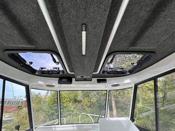 2025 Extreme Boats  745 Game King