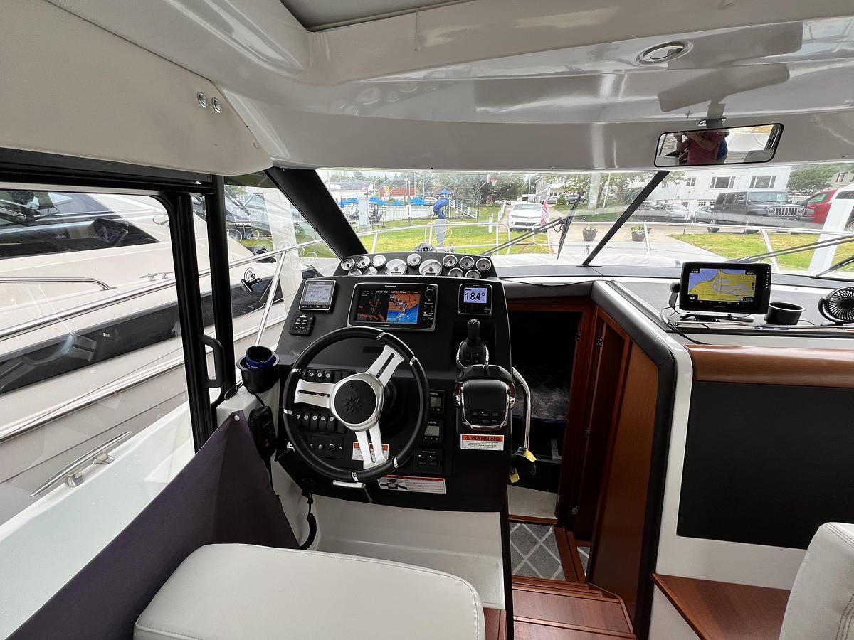 Used 2017 Jeanneau  NC-11