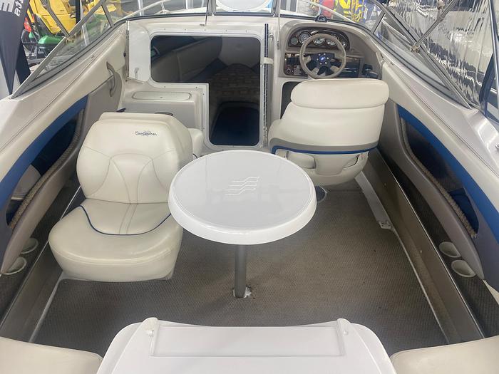 Used 2002 Four Winns 205 Sundowner