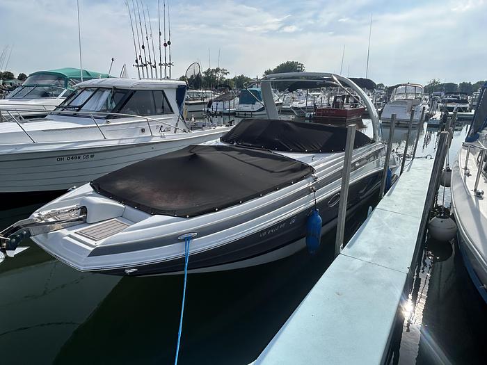 Used 2022 Crownline E285