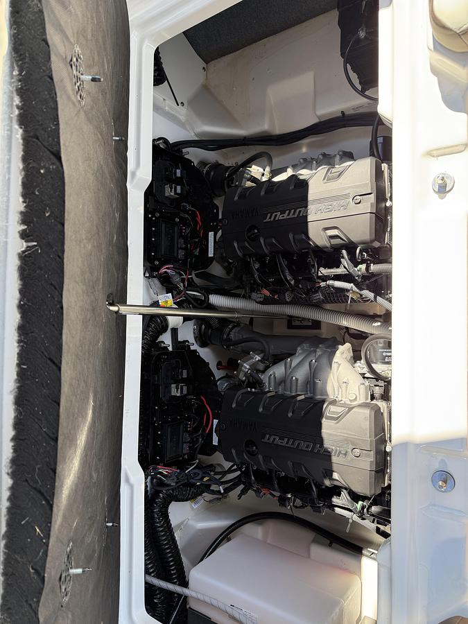 Used 2023 Yamaha 252 SD