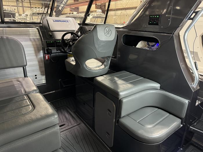 Used 2020 Extreme Boats 795 Walk Around 26'