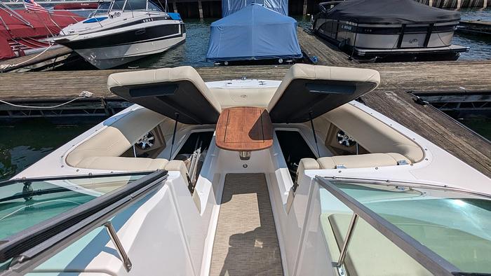Used Regal 26 FasDeck