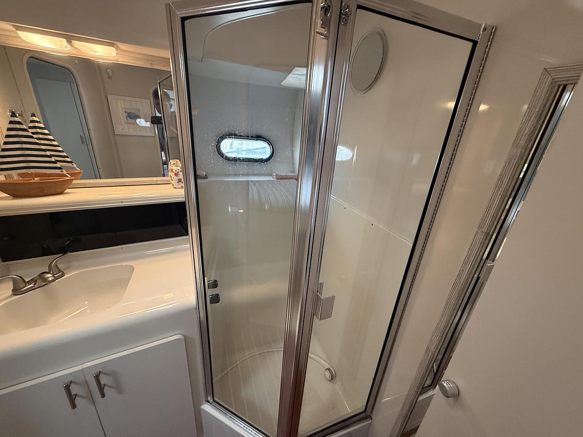 Used 1992 Silverton  41 Aft Cabin Motor Yacht