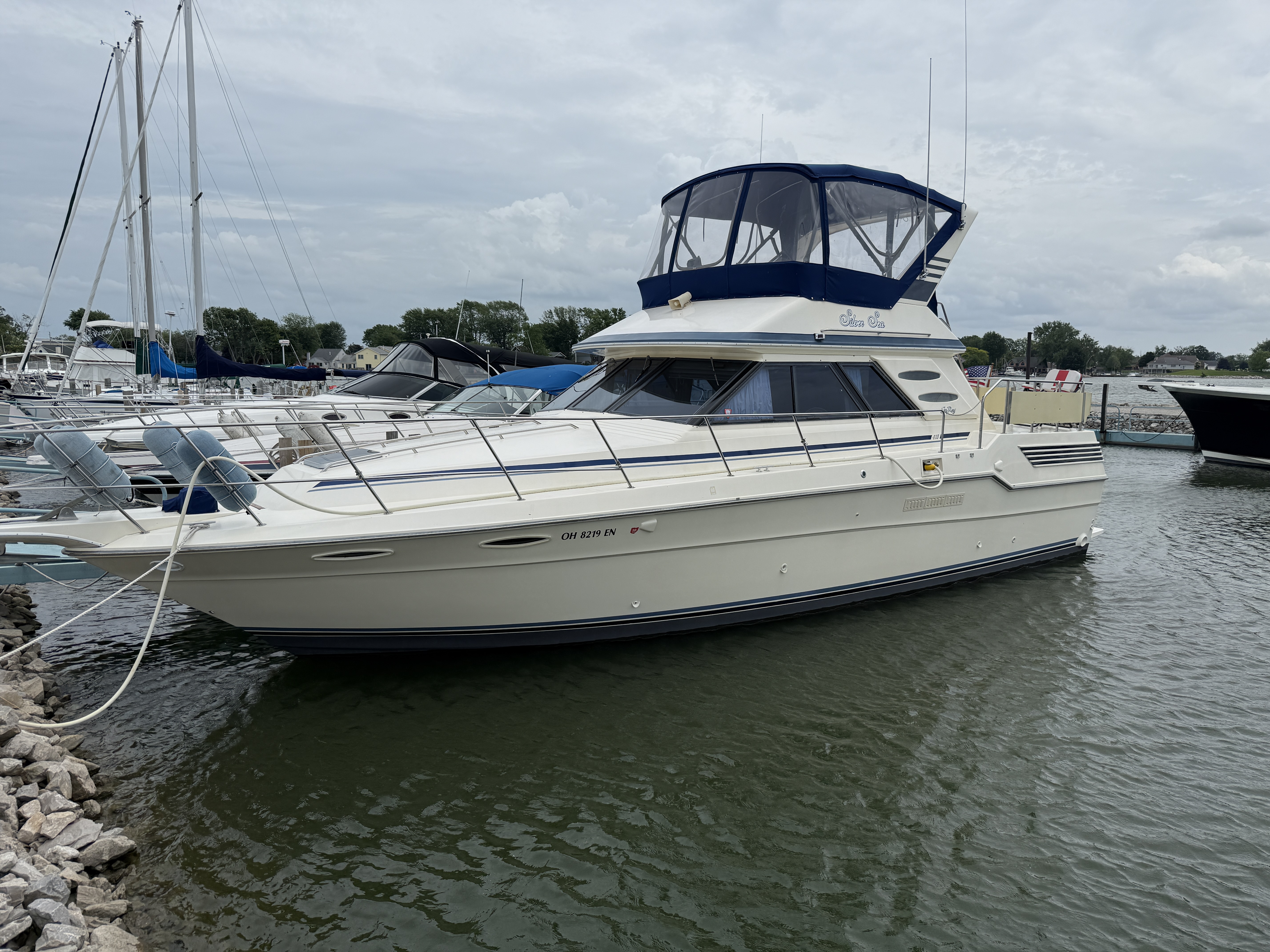 Used 1986 Sea Ray 410 Sundancer
