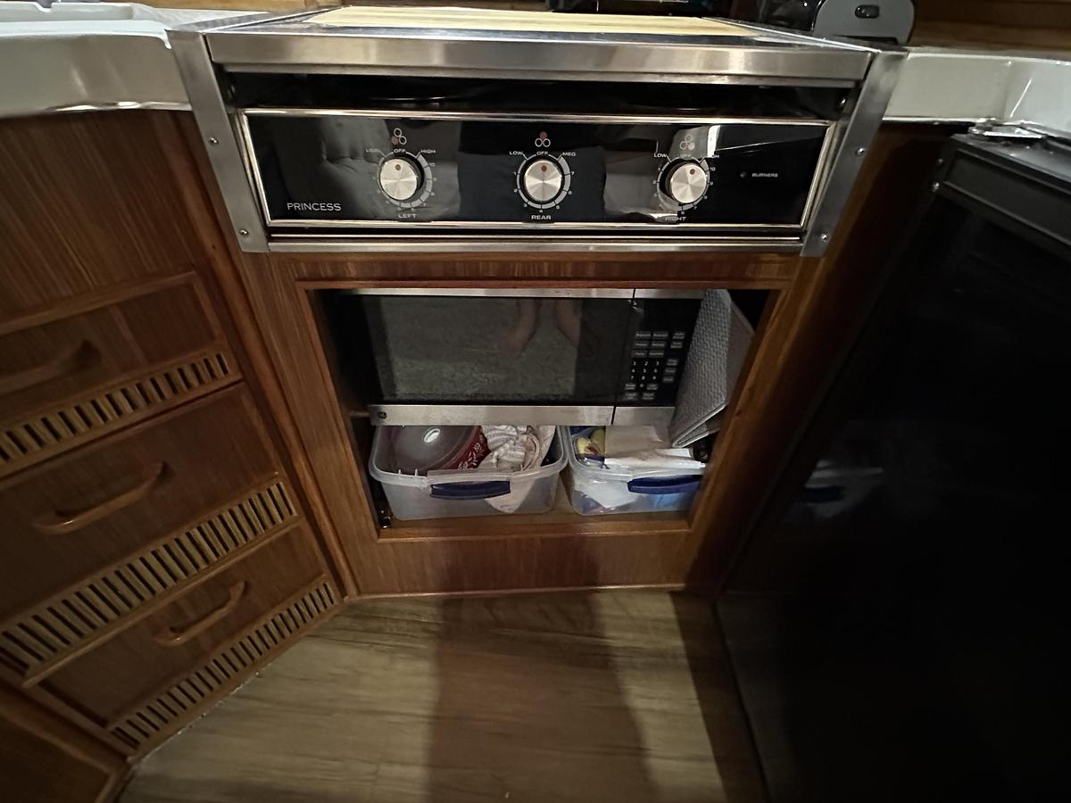 Used 1987  Sea Ray 340 Sundancer