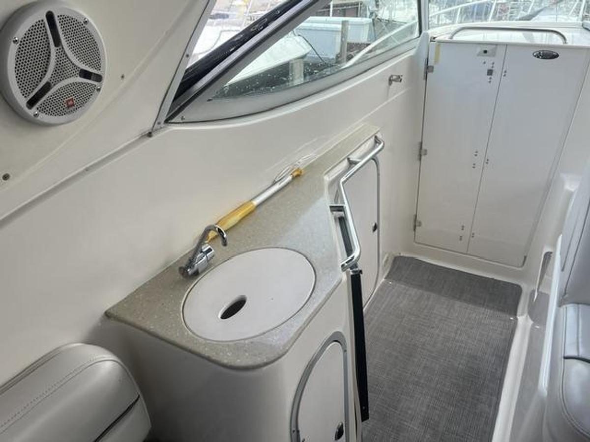 Used 2006 Maxum 3300 SE