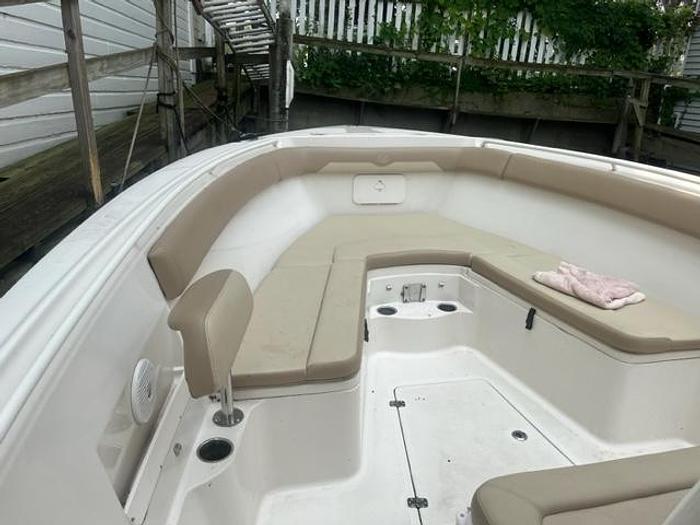 Used 2015 Sailfish 320 CC