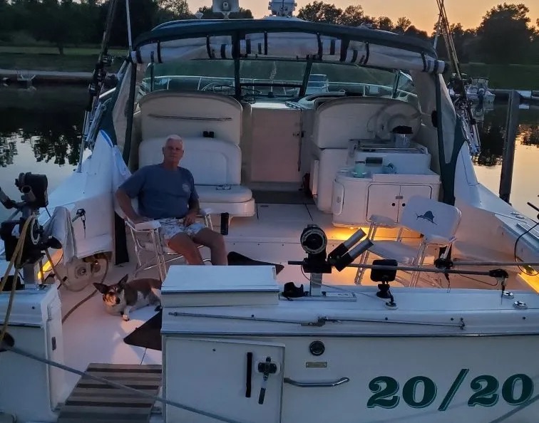 Used 1998 Sea Ray 370 Express Cruiser