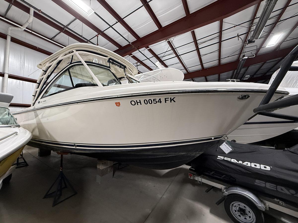 Used 2014 Pursuit 265 DC