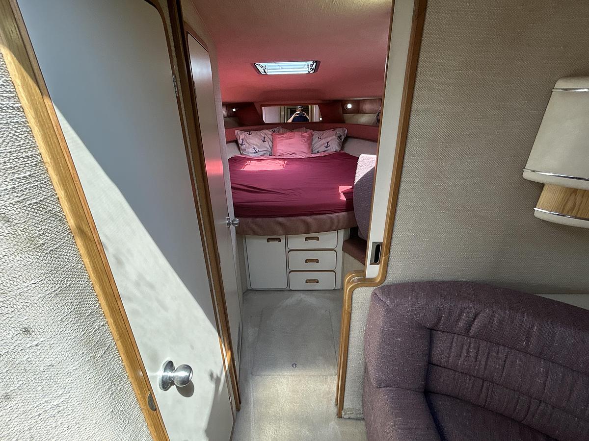 Used 1993 Sea Ray 440 Sundancer