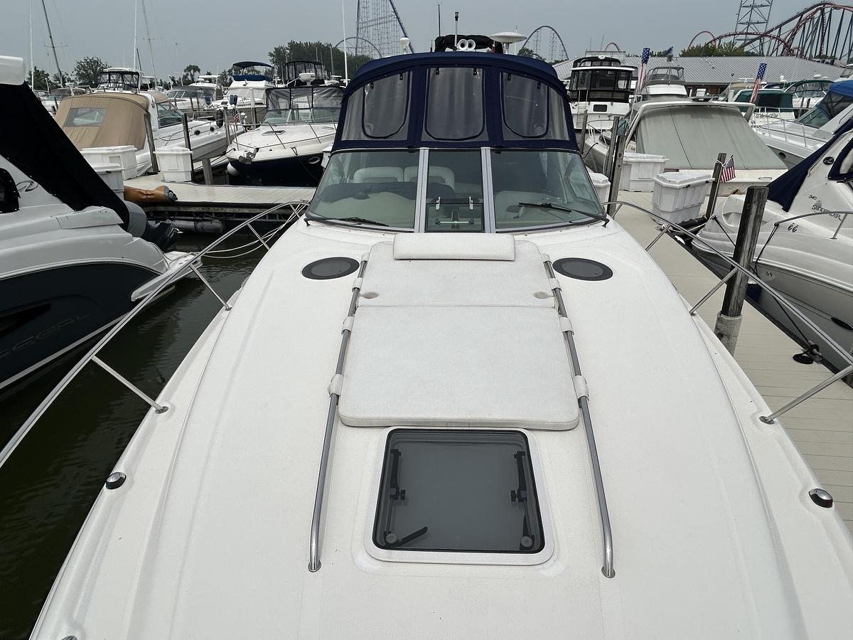 Used 2005 Sea Ray 320 Sundancer