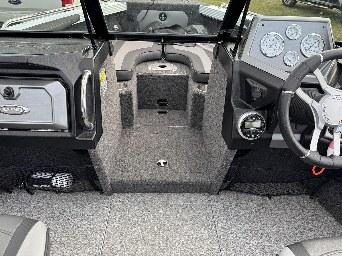 Used 2021 Lund 1875 Tyee