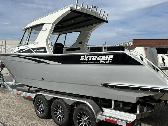 Used 2025 Extreme Boats  915 Walk Around