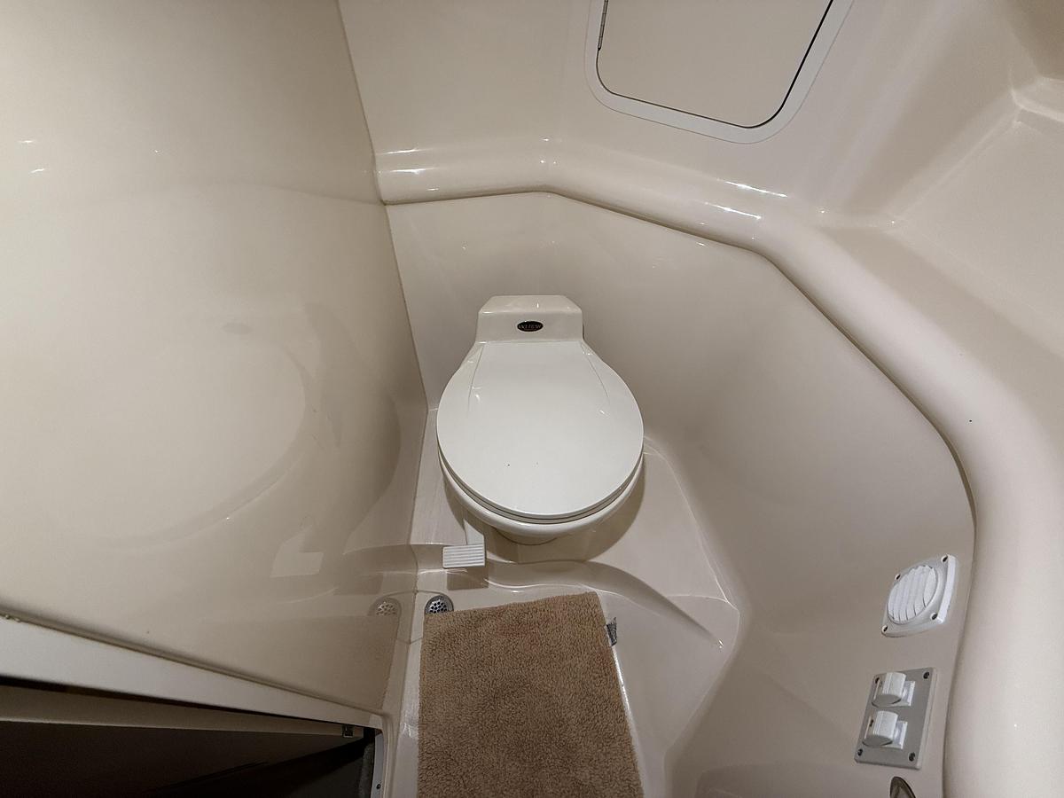 Used 2000 Sea Ray 310 Sundancer