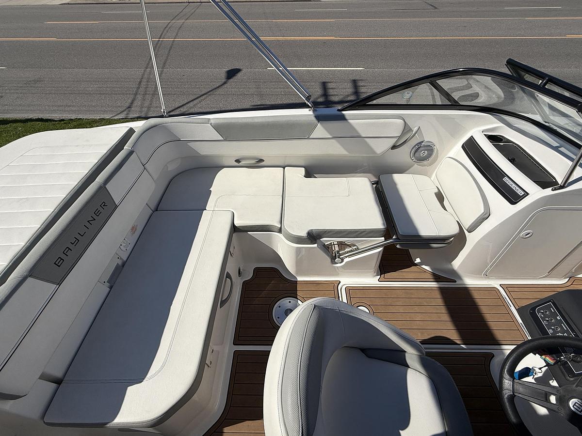 Used 2016 Bayliner VR5