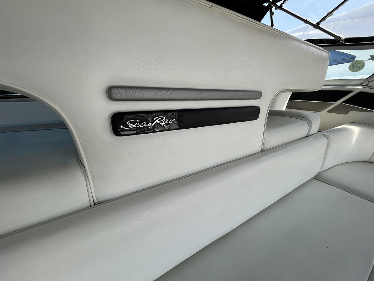 Used 1993 Sea Ray 440 Sundancer