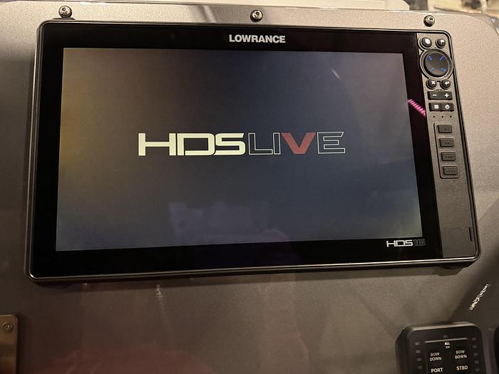 Used 2020 Extreme Boats 795 Walk Around 26'