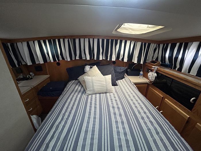 Used 1990 Silverton  40 Motor Yacht