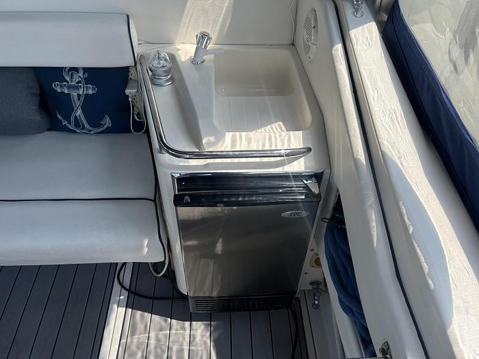 Used 1990 Sea Ray 350 Sundancer