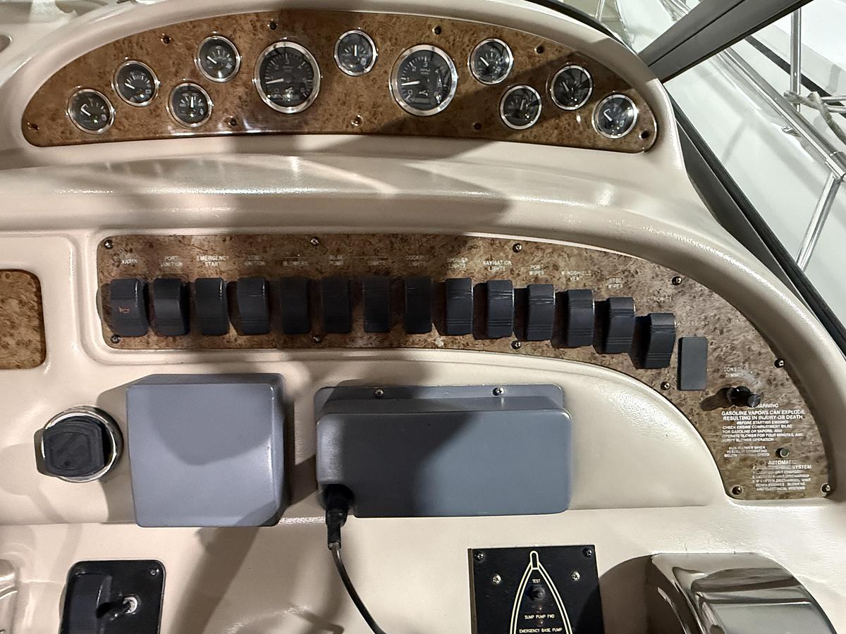 Used 2000 Sea Ray 310 Sundancer