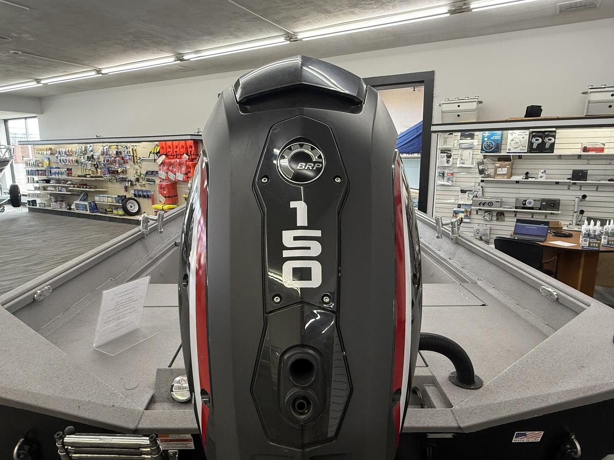 Used 2020 Alumacraft 20 Bay