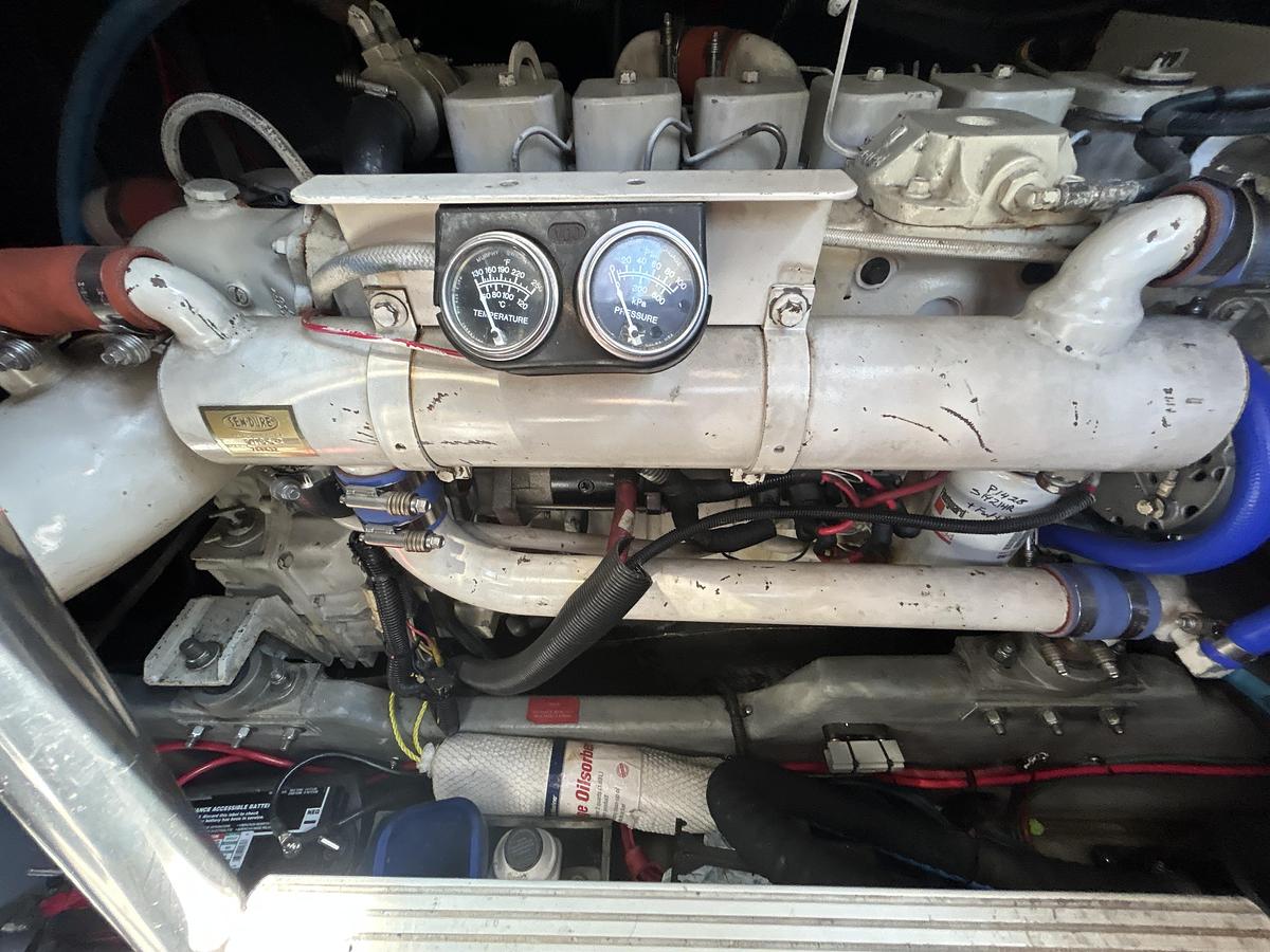 Used 1993 Sea Ray 440 Sundancer