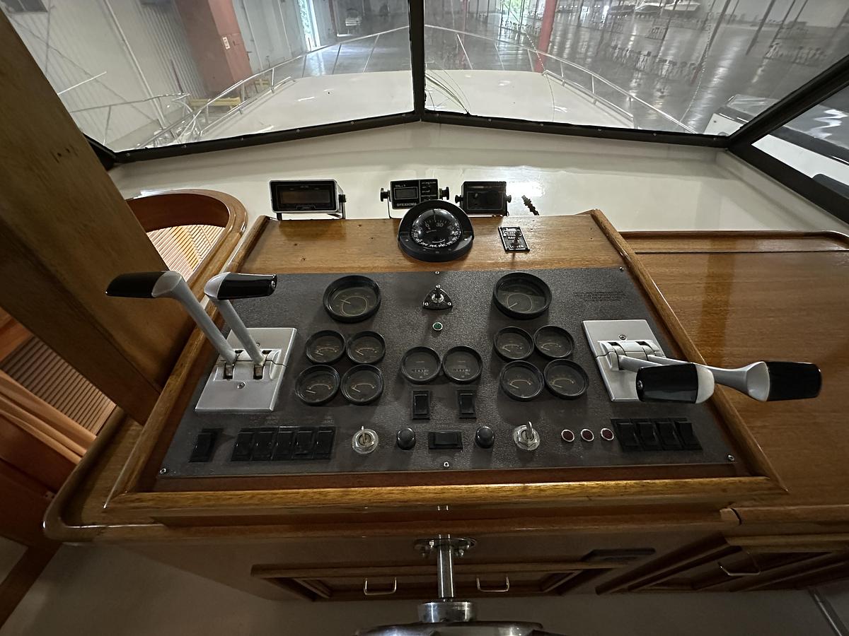 Used 1982 Egg Harbor 42 Aft Cabin Motor Yacht