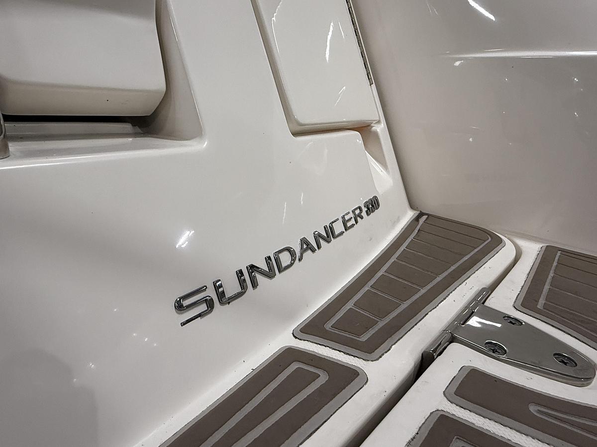 Used 2017 Sea Ray 330 Sundancer