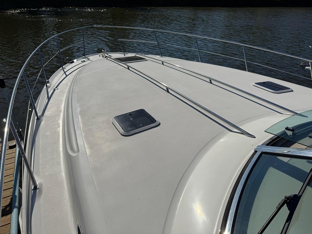 Used 2000 Sea Ray 380 Sundancer