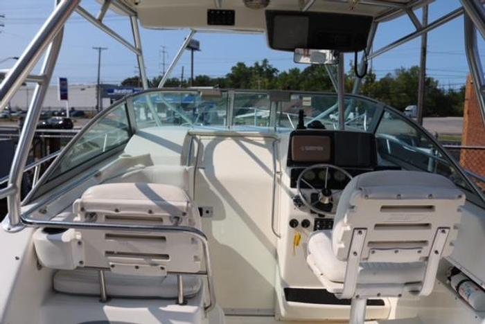 Used 2001 Boston Whaler 26 Conquest